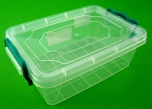 POJEMNIK PLASTIKOWY Z POKRYWKĄ 1,2 LITRA PROSTOKĄTNY