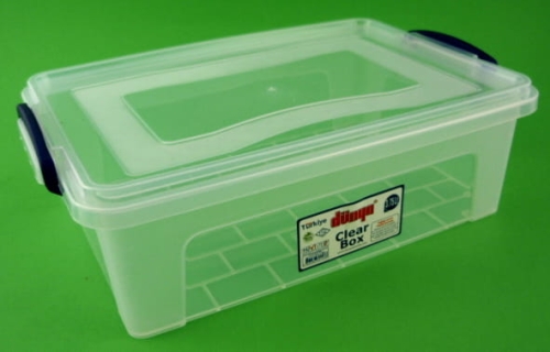 pojemnik plastikowy z pokrywką 3,75 litra 1.JPG