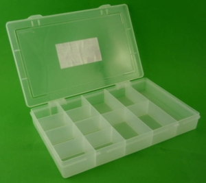 POJEMNIK Z 13 PRZEGRÓDKAMI ORGANIZER 29x18 CM