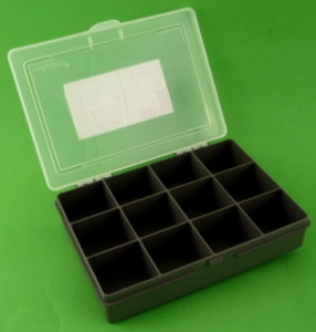 POJEMNIK Z 12 PRZEGRÓDKAMI ORGANIZER 19x13,5 CM
