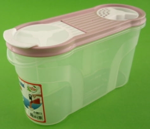 POJEMNIK NA PRODUKTY SYPKIE  DOZOWNIK 1,4 LITRA