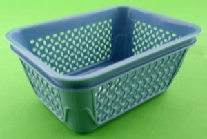 KOSZYK PLASTIKOWY NA DROBIAZGI  16 x 12 x 7 CM