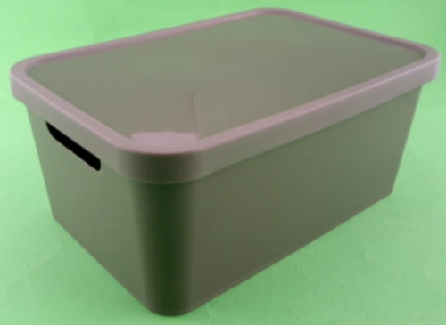 pojemnik plastikowy z pokrywką 4,5 litra turan beżowy 1.JPG